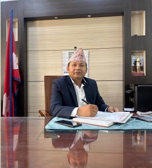 नरेन्द्र परियार