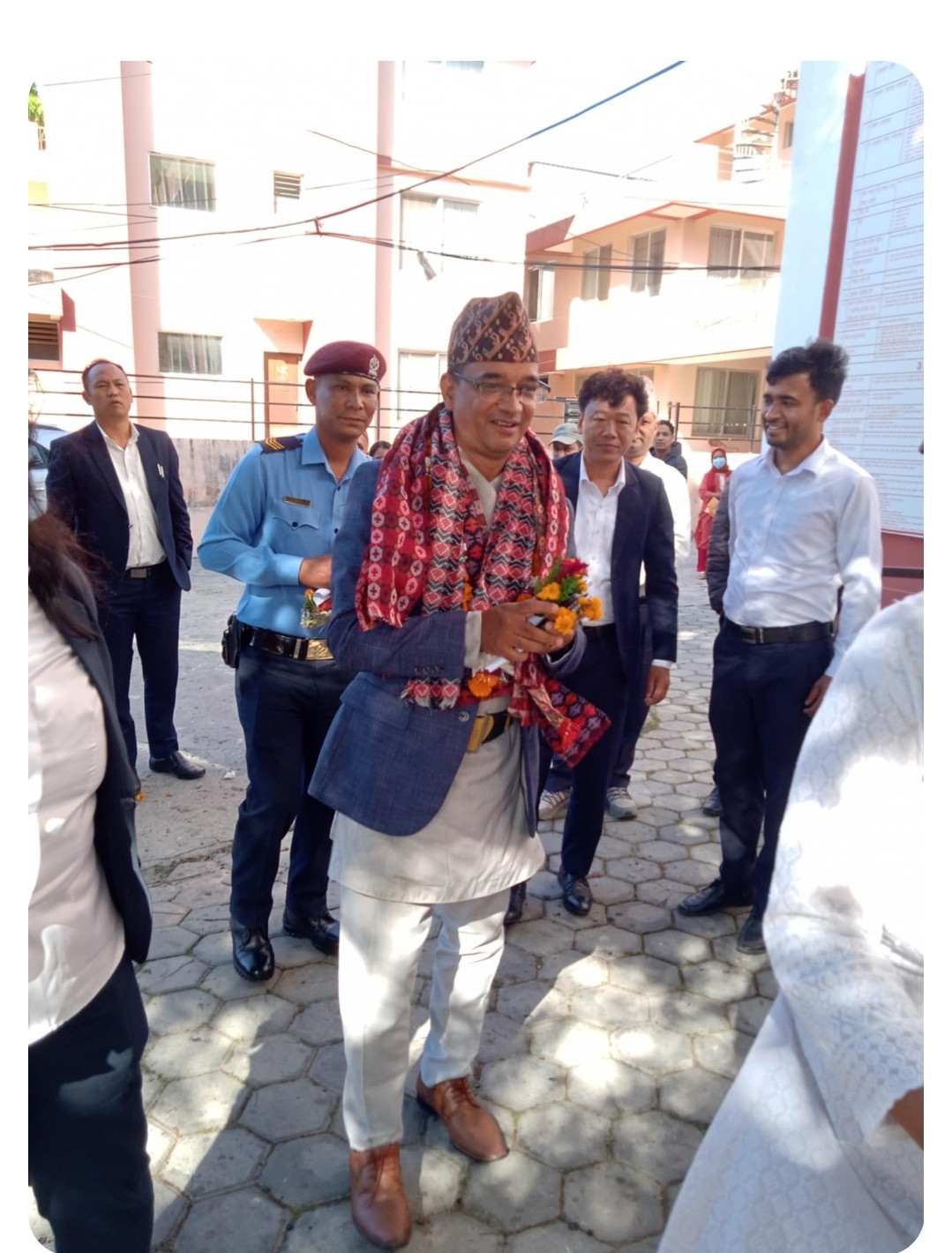 प्रमुख जिल्ला अधिकारी श्री रमेश ढकालज्यूको स्वागत कार्यक्रमका तस्वीरहरु